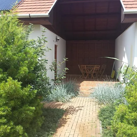 Nadas Panzio Guest house Tiszafured