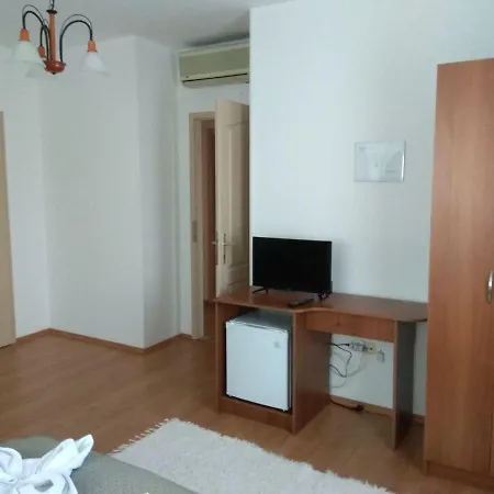 Gæstehus Nadas Panzio Tiszafüred